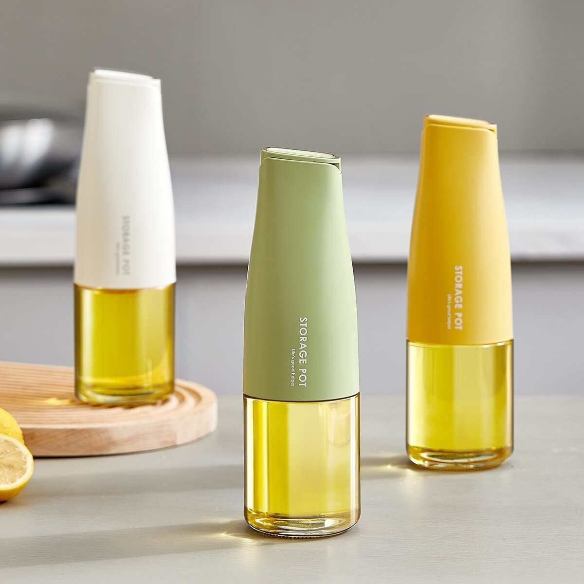 Oil Dispenser Bottle Glass - Oil and Vinegar Dispenser Glass Bottle with Gravity Automatic Opening and Closing Bottle, Drip Free Spout Oil Dispenser Bottle for Kitchen 500 ml