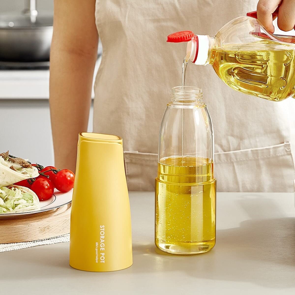 Oil Dispenser Bottle Glass - Oil and Vinegar Dispenser Glass Bottle with Gravity Automatic Opening and Closing Bottle, Drip Free Spout Oil Dispenser Bottle for Kitchen 500 ml